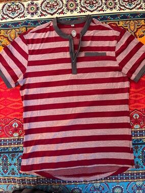 Club Ride Apparel Men's Striped Henley Tee - Burgundy & Light Gray